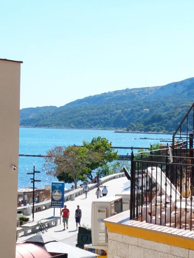 Supreme Danieli - Holiday Apartment By The Sea Balchik Exterior foto